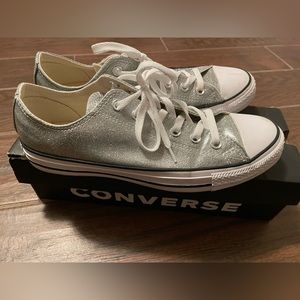 Women converse silver sparkle size 10